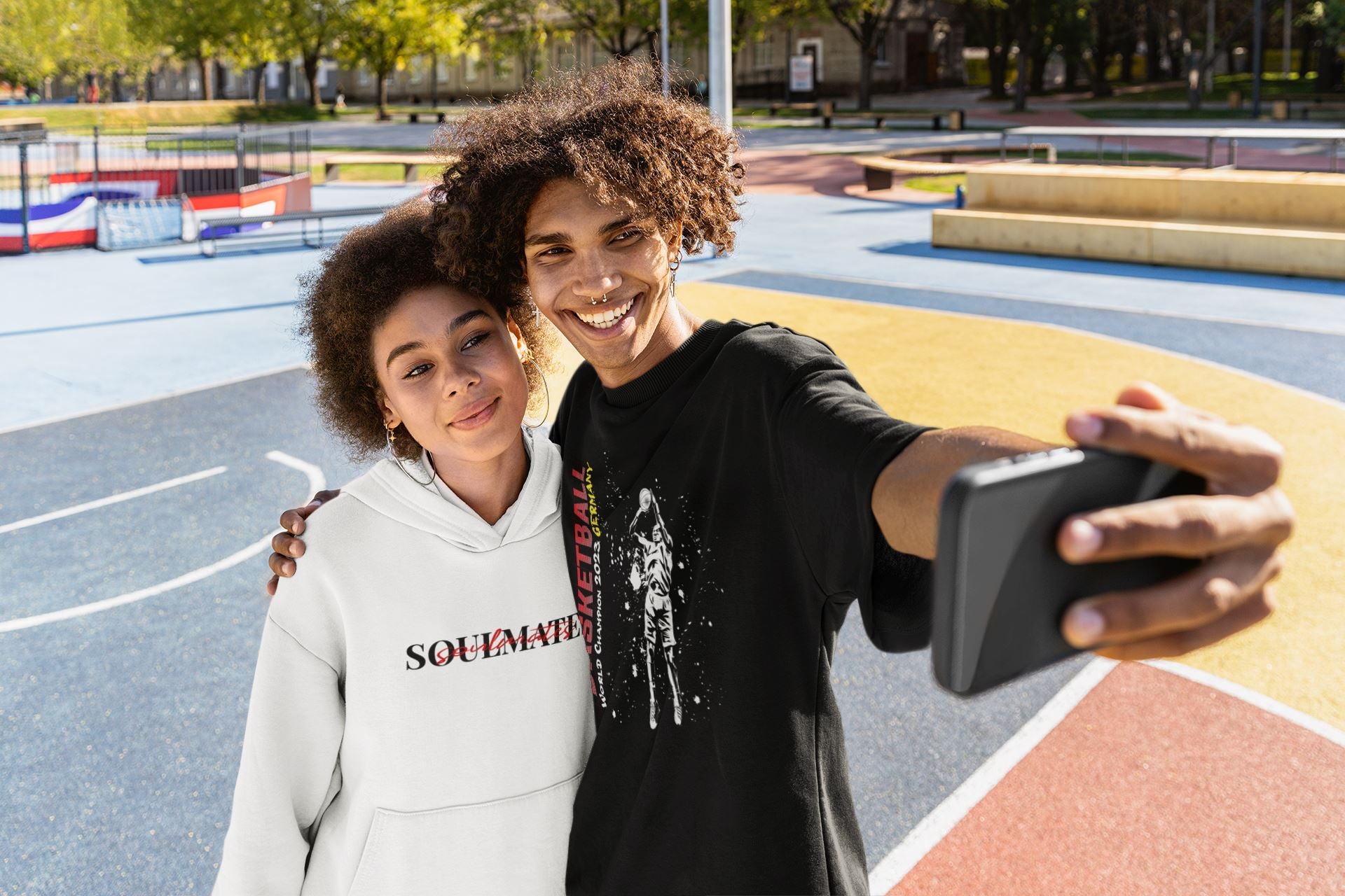 Basketball Weltmeister 2023 Deutschland Unisex-T-Shirt Soulmates