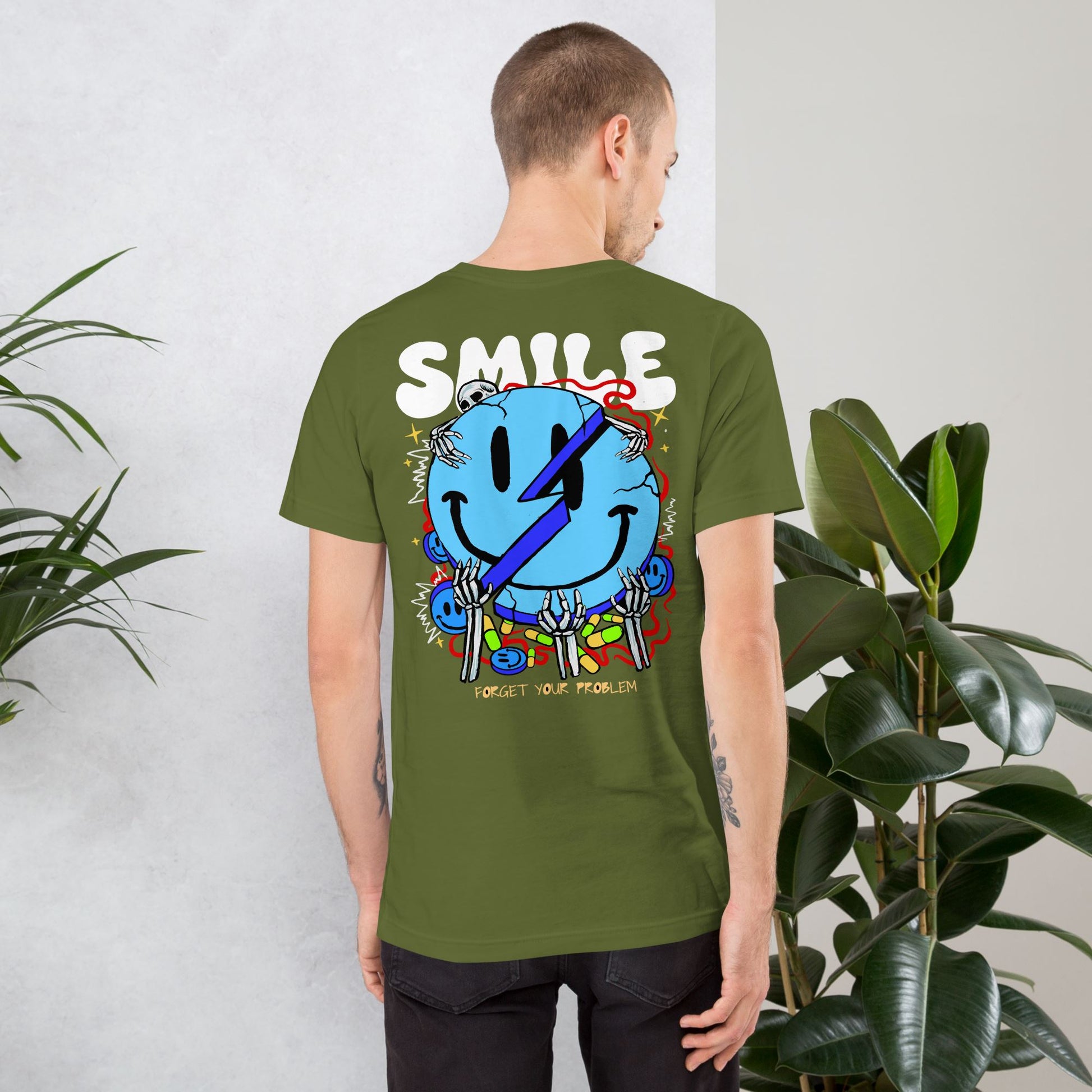 Forget your Problem, Keep Smile. Unisex-T-Shirt Soulmates Olive S