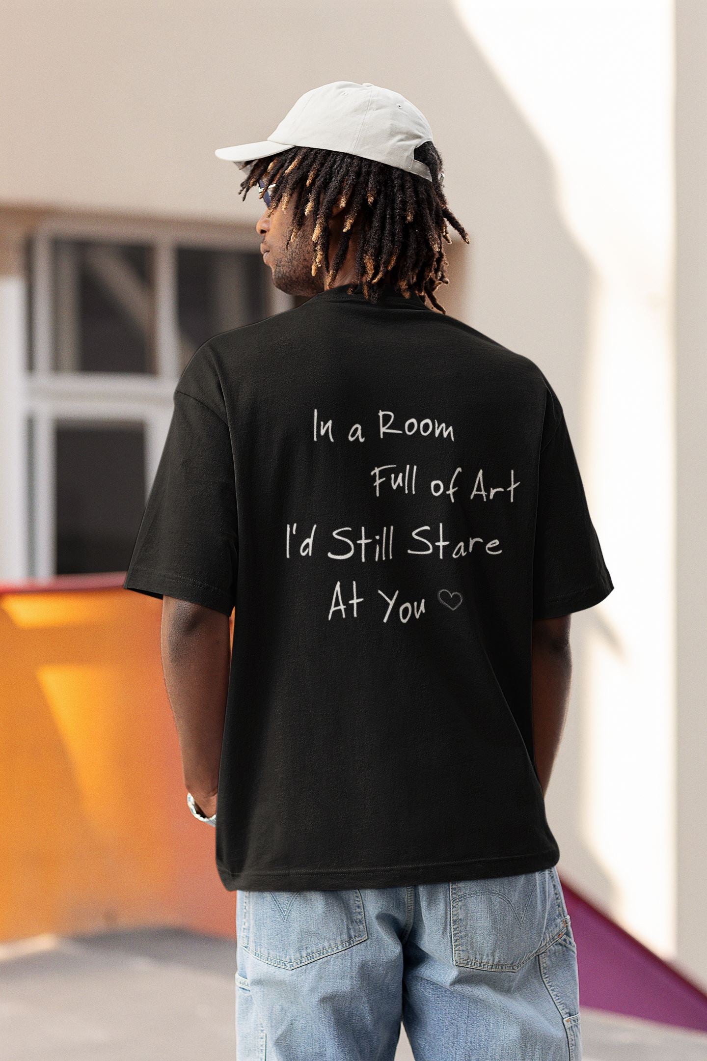 In a Room Full of Art I'd still Stare at You - Organic Oversized Blaster Oversized Shirt ST/ST Shirtee