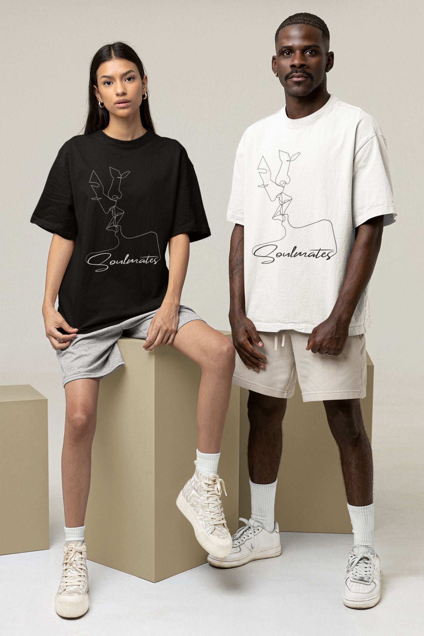 Kissing Soulmates Schlichtes Modernes Design Unisex-Bio-Baumwoll-T-Shirt Soulmates