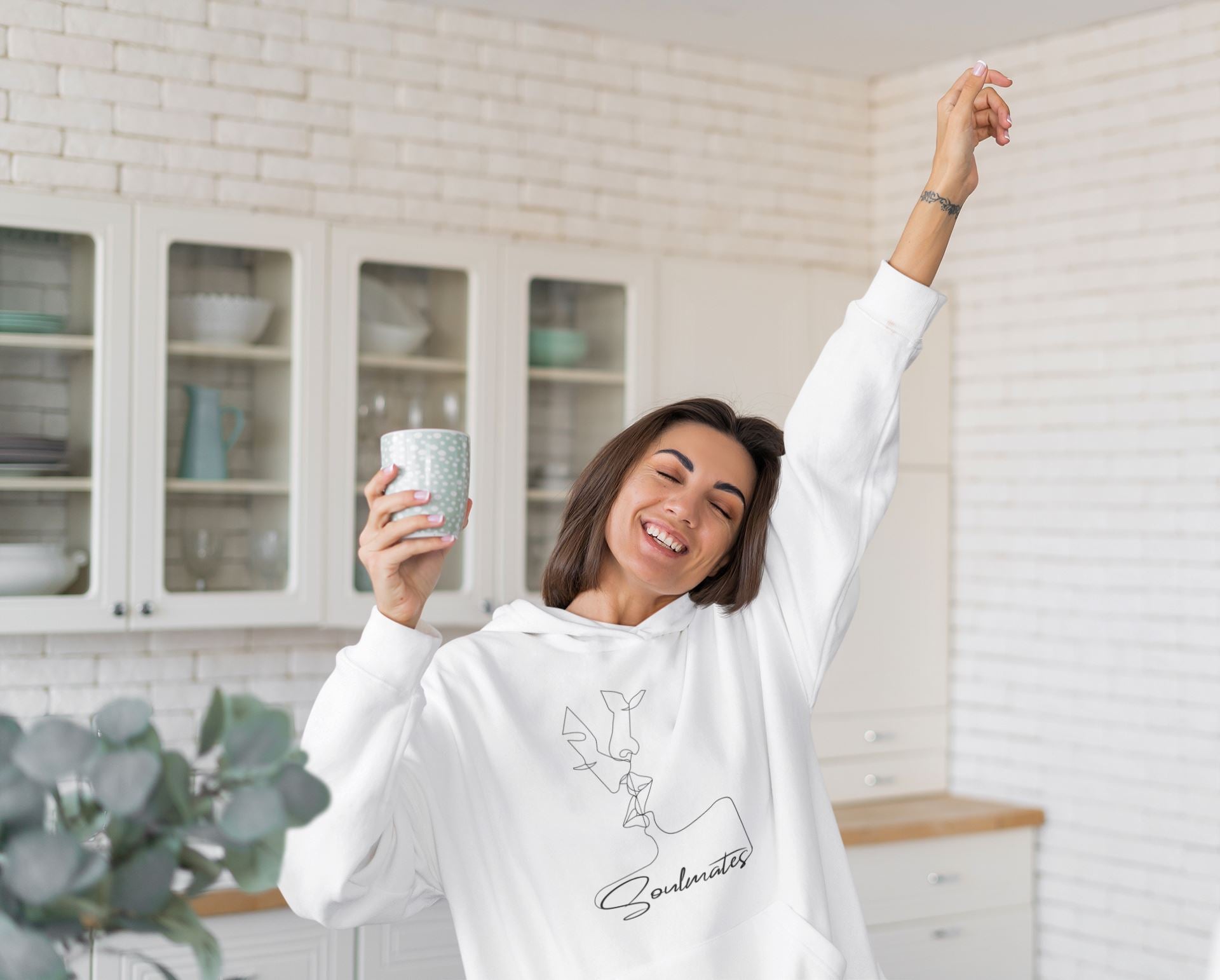 Kissing Soulmates Schlichtes Modernes Soulmates Design Unisex-Kapuzenpullover Soulmates