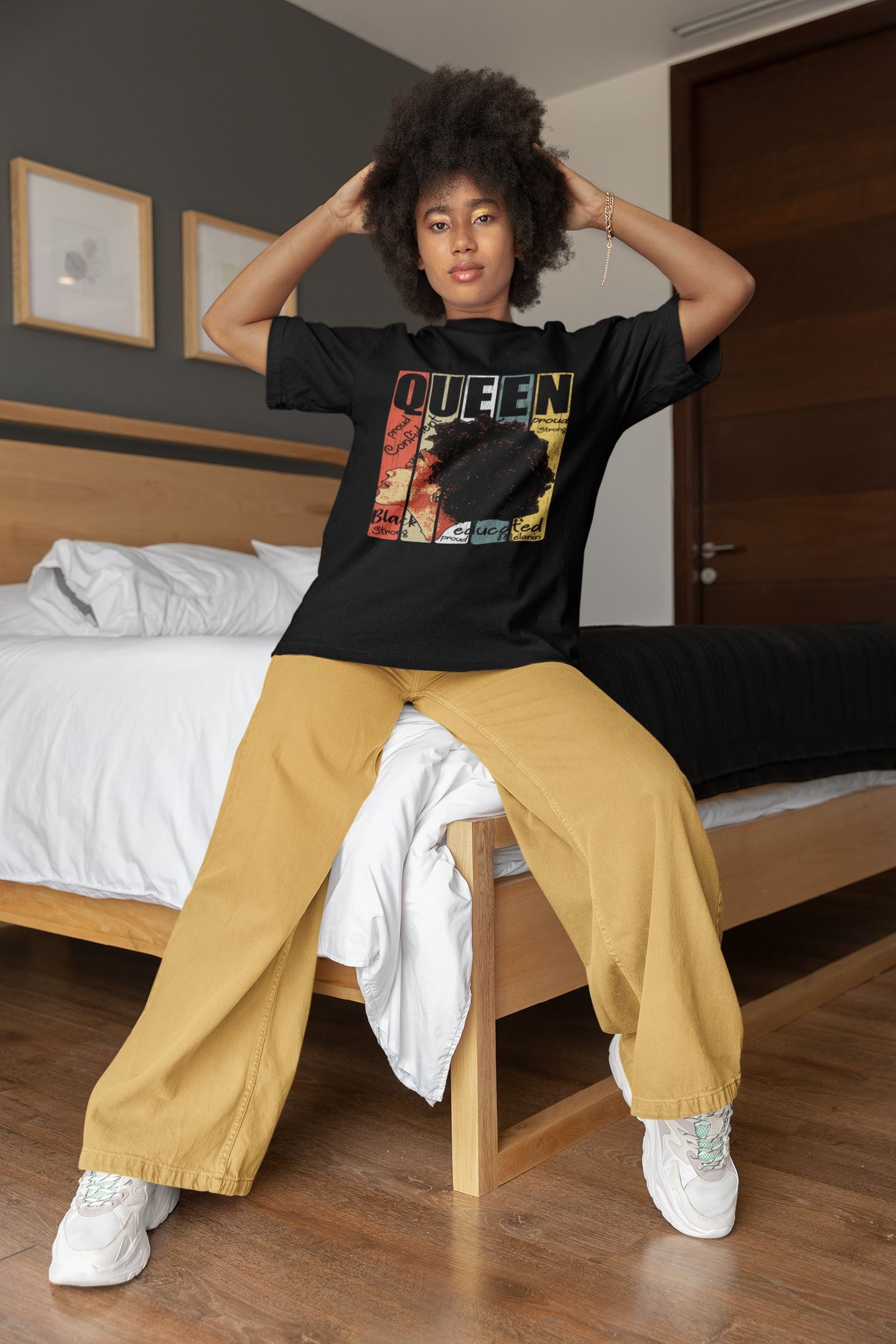 Queen, Mit diesem Shirt bist du der Hingucker. Lockeres Damen-T-Shirt Soulmates