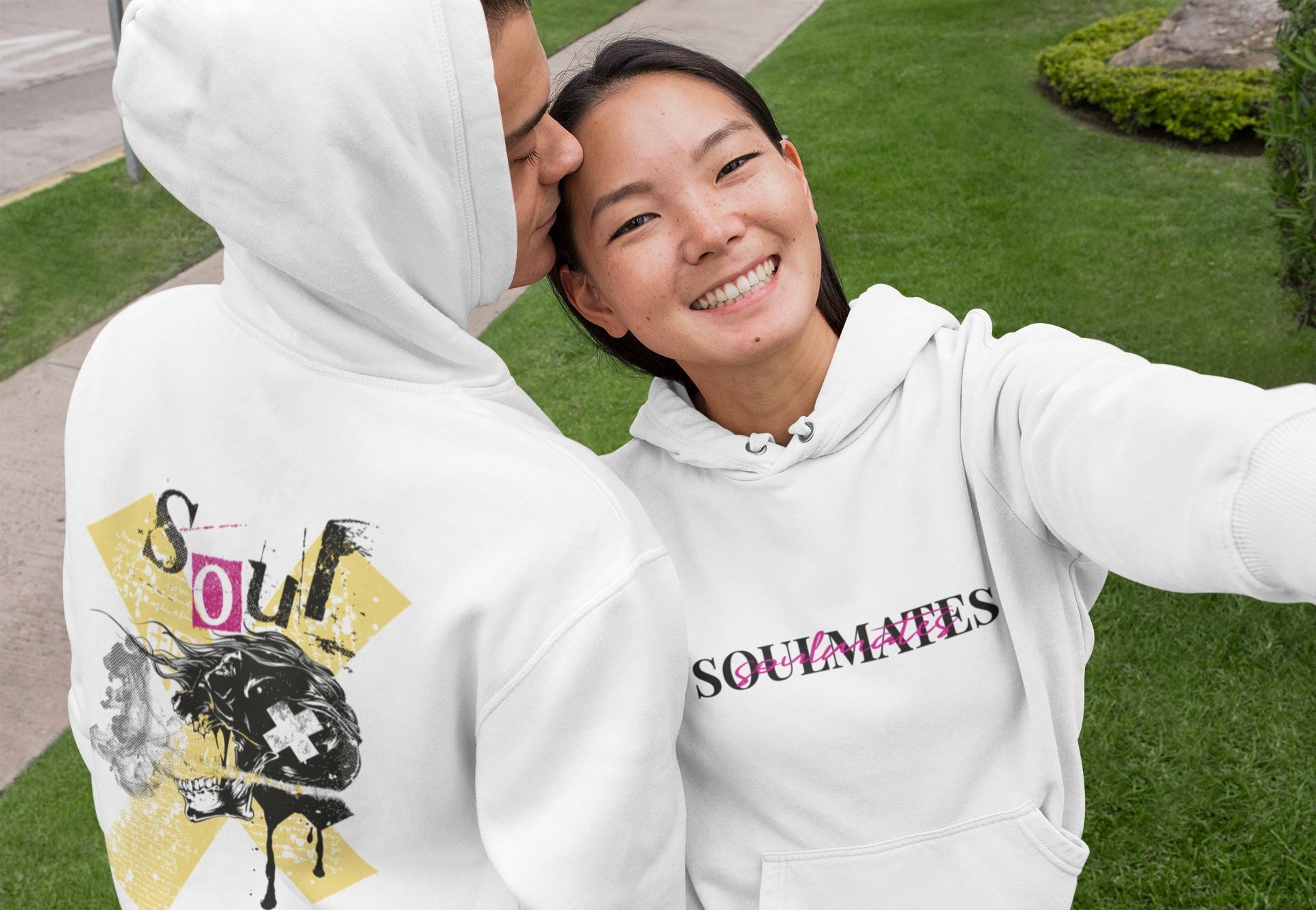 Screaming Side Face Skull - Soulmates Design. Unisex-Kapuzenpullover Soulmates 